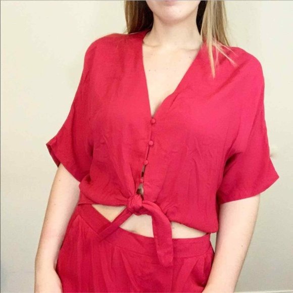 Mustard Seed Front Tie Red Romper Short Sleeves Cut Out Rayon 100% Size M - Picture 2 of 12